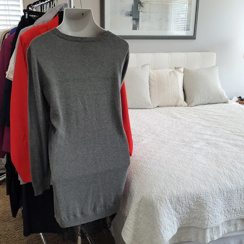 BCBGeneration grey ribbed crew neck longsleeve shift sweaterdress size Large NWT